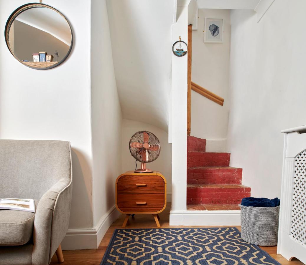 Refurbished Seaside Retreat In The Heart Of Cromer Zewnętrze zdjęcie